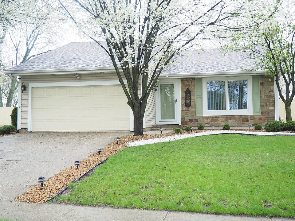 1st image of 13874 W Shady Ln
