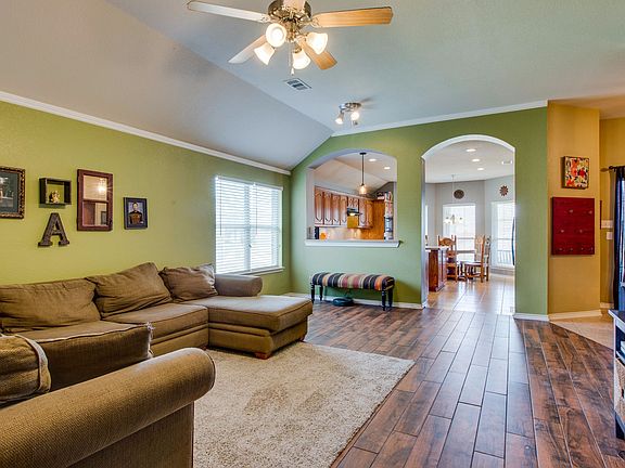 5th image of 1116 Arthurs Ct