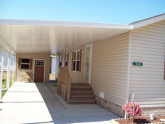 2nd image of 518 Bush Lake Ln