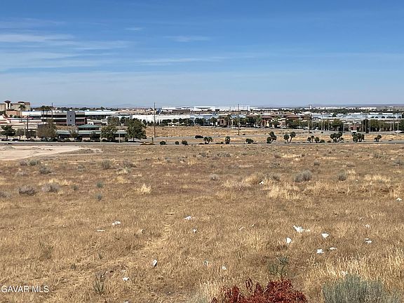3rd image of Tierra Subida Near Palmdale Blvd