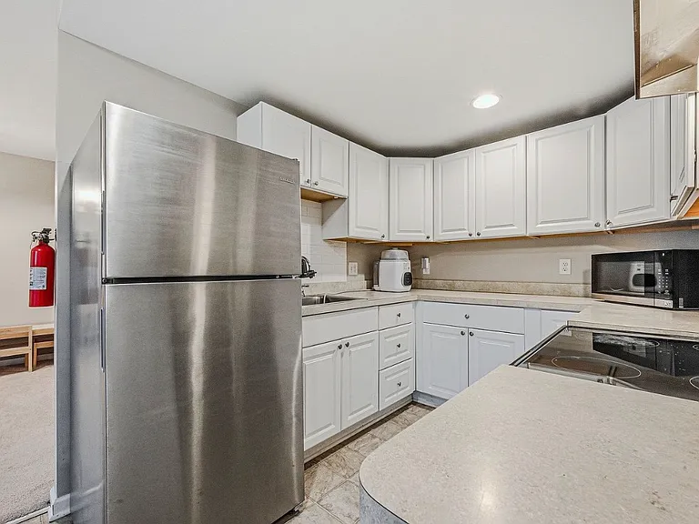 1 Waltham St — Photo 10