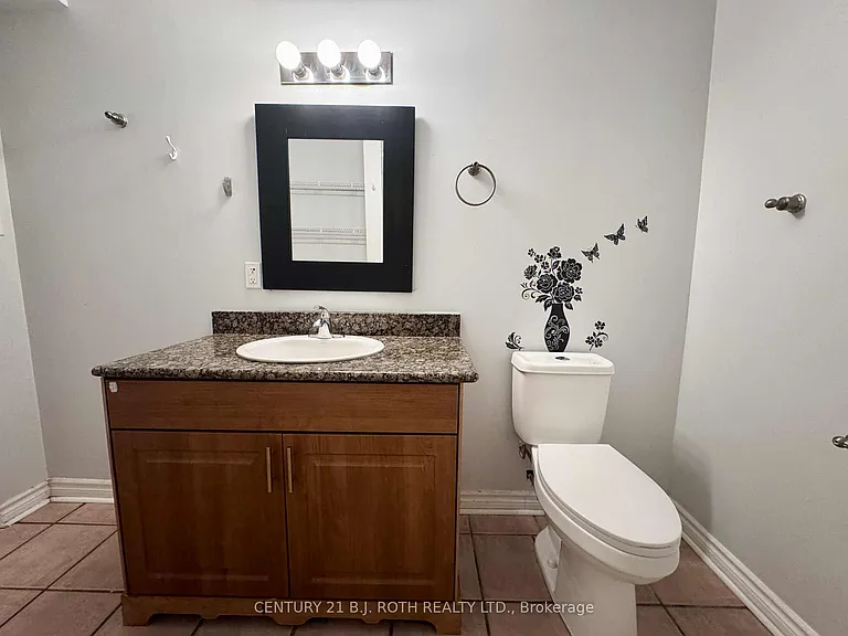 22 Mapleton Ave #LOWER — Photo 16