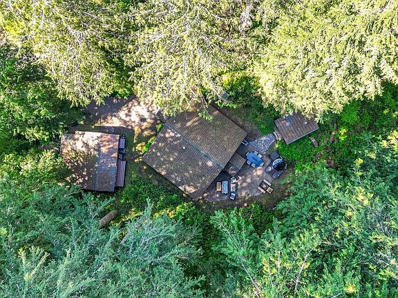 4th image of 10707 Thompson Creek Road