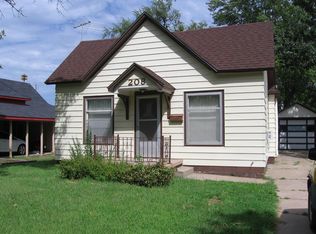 208 S Madison St, Hillsboro, KS 67063