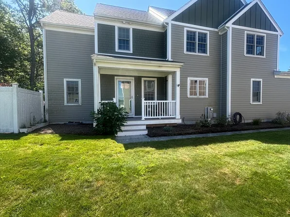 40 Drum Dr #40, Plymouth, MA 02360