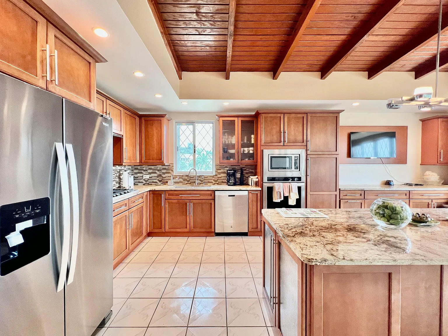 4 bed, $4,950 — Photo 4