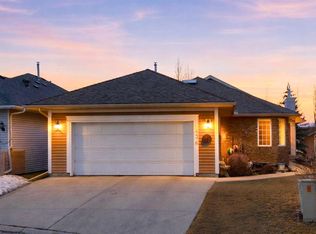 436 NE Sierra Morena Ct SW, Calgary, AB T3H 3A6