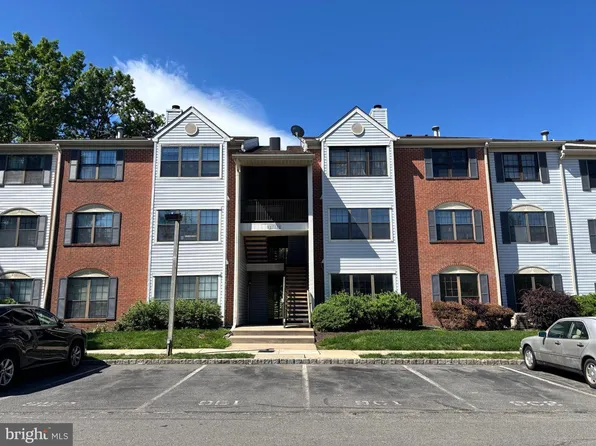 27 Joyner Ct, Lawrence Township, NJ 08648