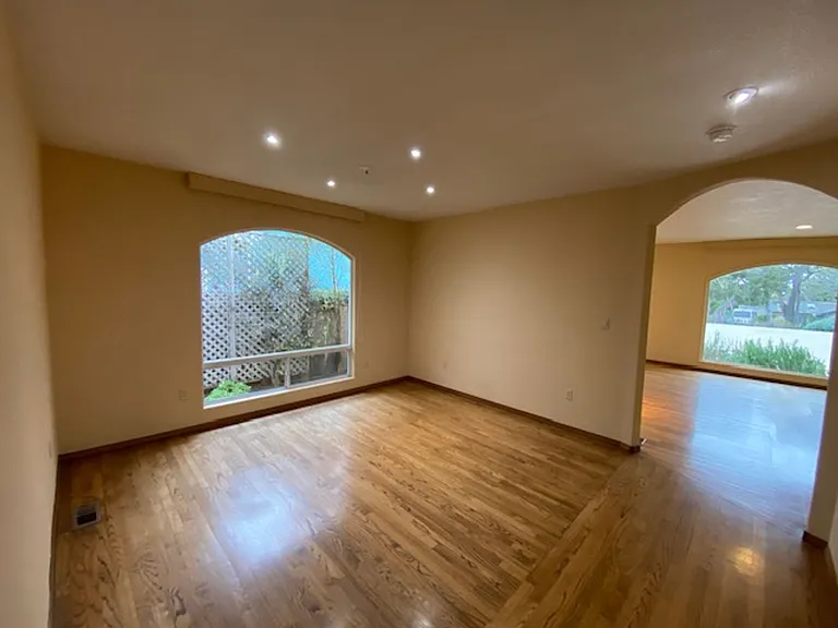 835 Seventeen Mile Dr — Photo 10