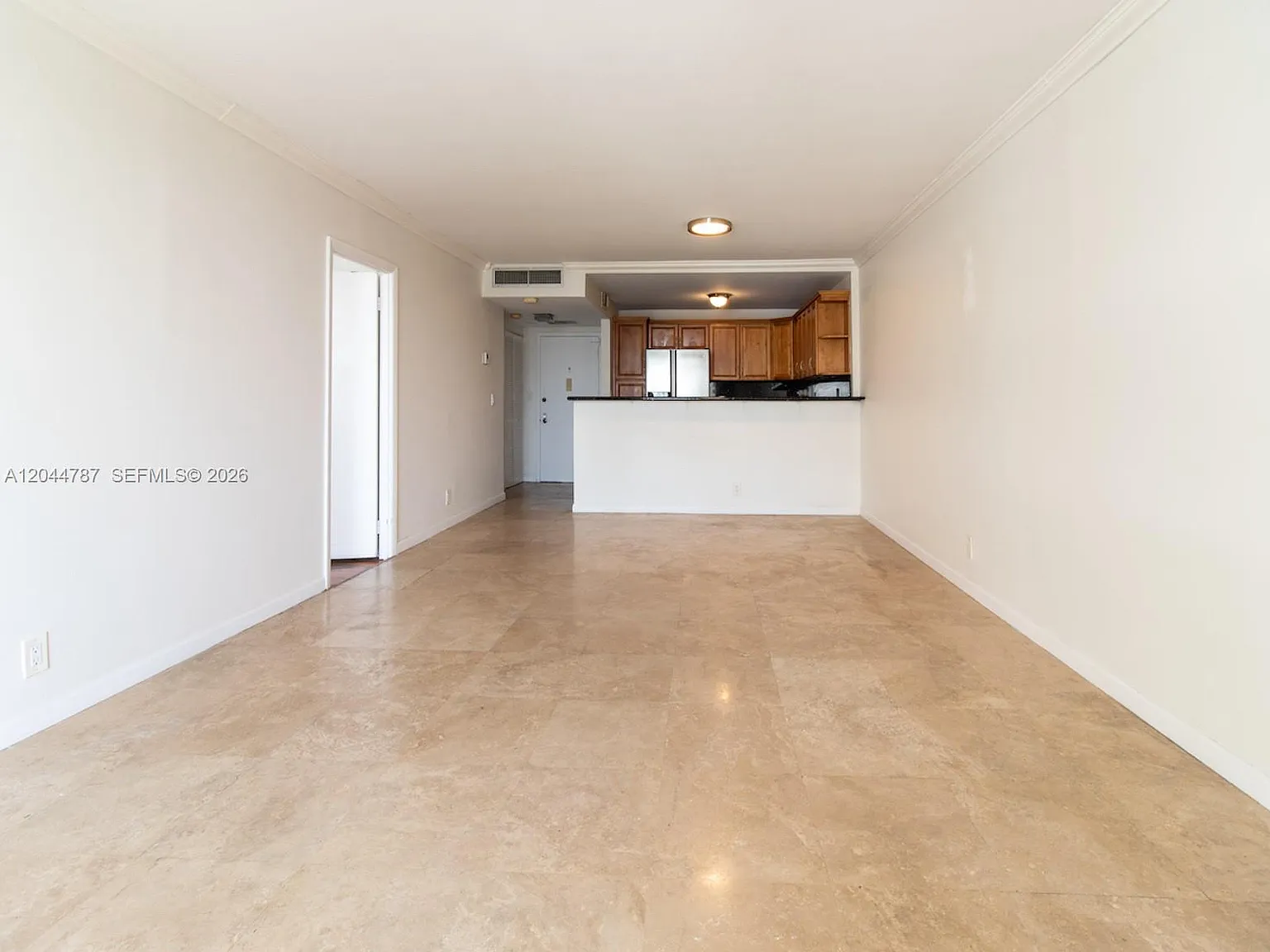 Olympus Towers And Marina — Photo 3