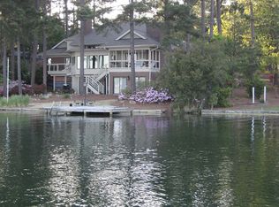 830 Lake Forest Dr SE, Pinehurst, NC 28374