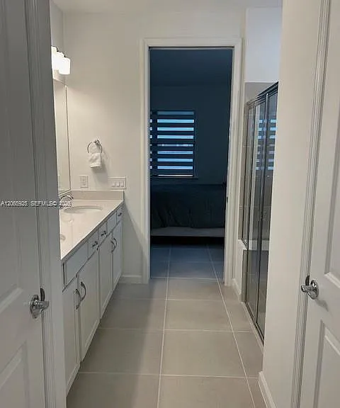 6385 Honor Way Ave — Photo 2