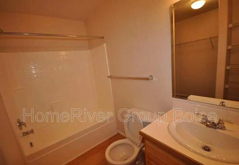 16692 Zaragosa Way — Photo 5