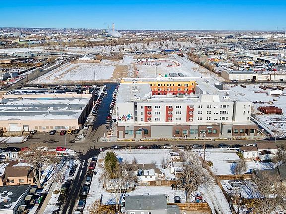 4th image of 4790 N Vine Street
