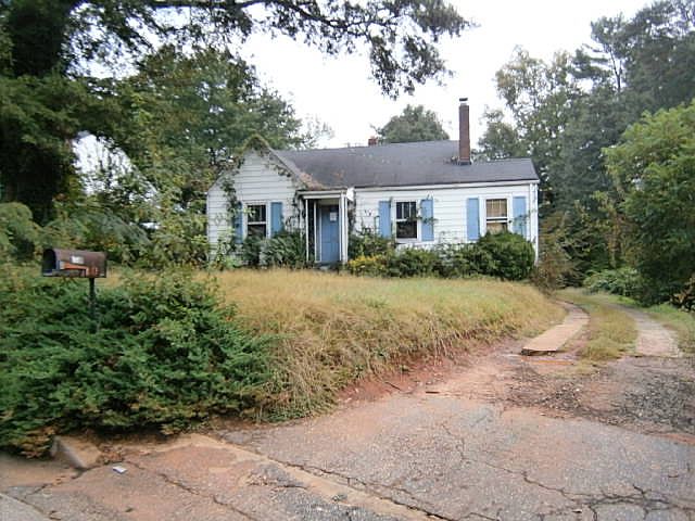 1st image of 108 Paris View Dr #37
