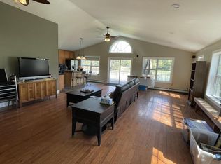 67 Graham Rd, Newville, PA 17241