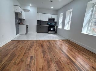 38 N Burnet St #1C, East Orange, NJ 07017