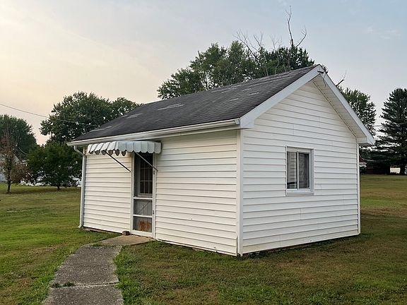 4th image of 224 Wanda Rd