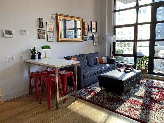 2nd image of 4121 28th St APT 7N