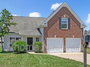 1018 Mallory Ln, Spring Hill, TN 37174