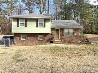1351 Golden Forest Dr, Bessemer, AL 35022