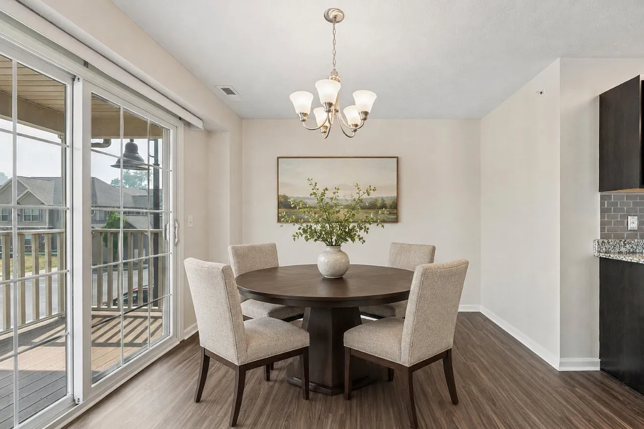 Auburn Creek Apartment Homes — Photo 3