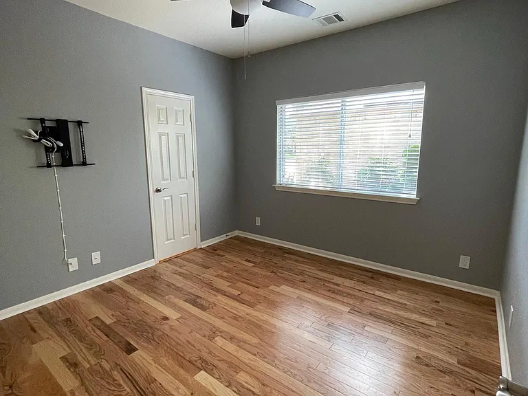 239 Sable Fls — Photo 10