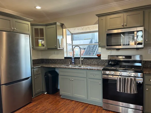 1915 W Vernon Ave, Los Angeles, CA 90062