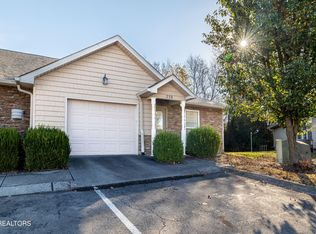 739 Casey Ln, Maryville, TN 37801
