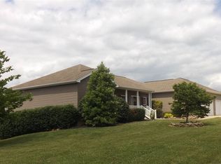 125 Hunters Trail Dr, Dry Ridge, KY 41035