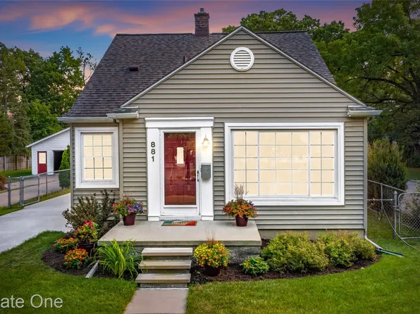 881 W Maplehurst St, Ferndale, MI 48220