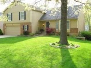 7928 Westgate Dr, Lenexa, KS 66215