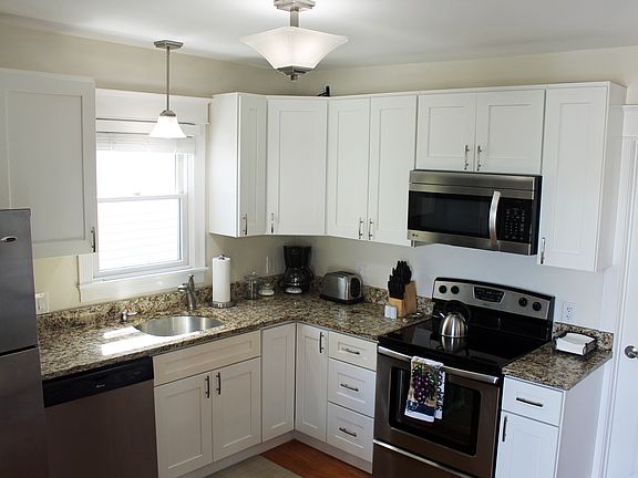 3rd image of 5 Dean Ave #1A