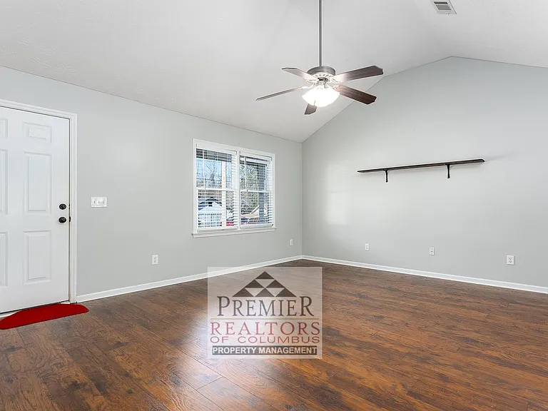 567 Mill Pond Dr — Photo 10