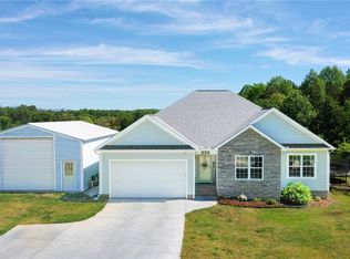 696 Mount Olivet Rd, Six Mile, SC 29682