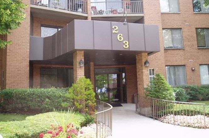 1st image of 263 S Clubhouse Dr Unit 424