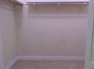 610 E 8th St, Hialeah, FL 33010