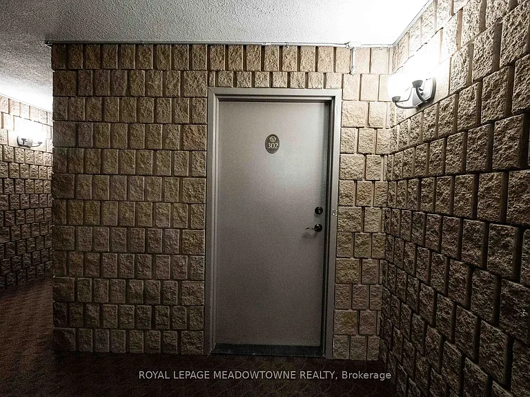 55 Yarmouth St #302 — Photo 7