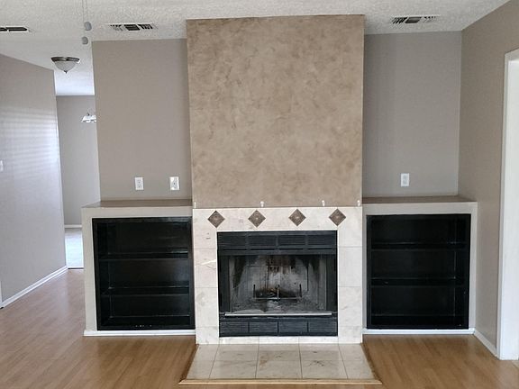 2nd image of 1822 High Butte Dr
