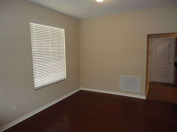 3rd image of 702 Grand Canyon Dr