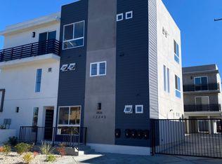 6836 Gentry Ave #4, North Hollywood, CA 91605