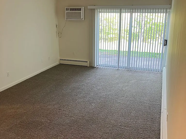 1459 Henley Rd #16 — Photo 6