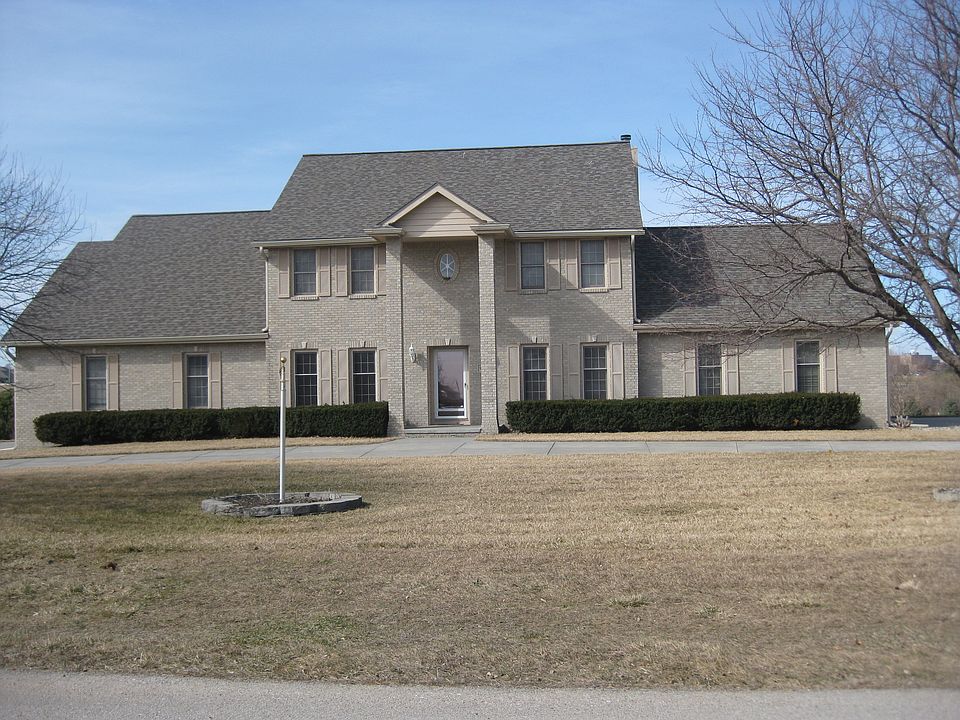 1st image of 9820 Cinnamon Dr