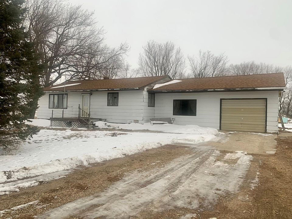 1st image of 16156 Ulrich Ave