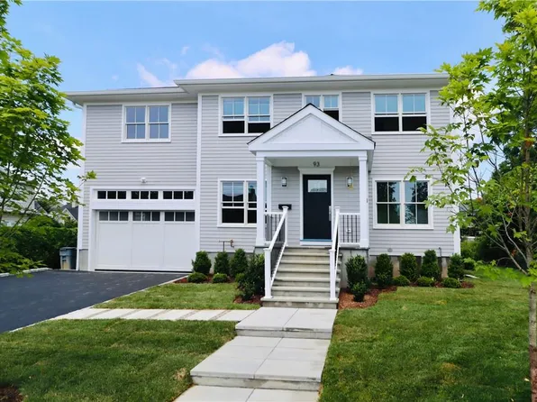 93 Colonial Place, New Rochelle, NY 10801