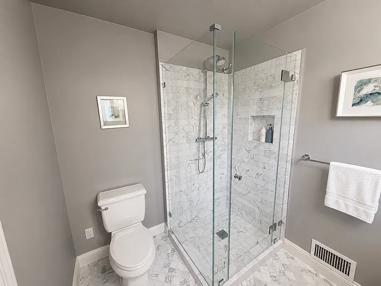 1501 Country Club Dr — Photo 13