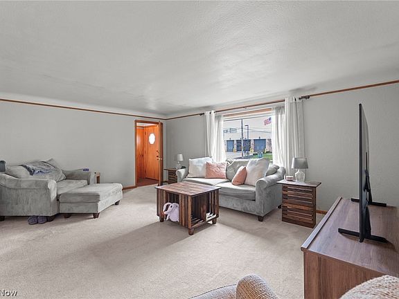 5th image of 13406 Lakewood Heights Blvd