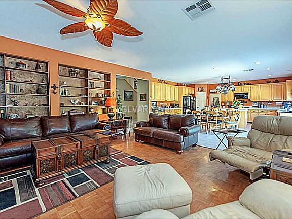 5th image of 8370 Los Monteros St