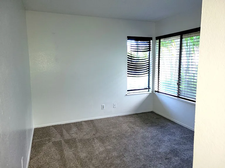 98-1700 Kaahumanu St #A — Photo 6