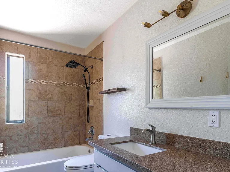 114 Melody Ct — Photo 41
